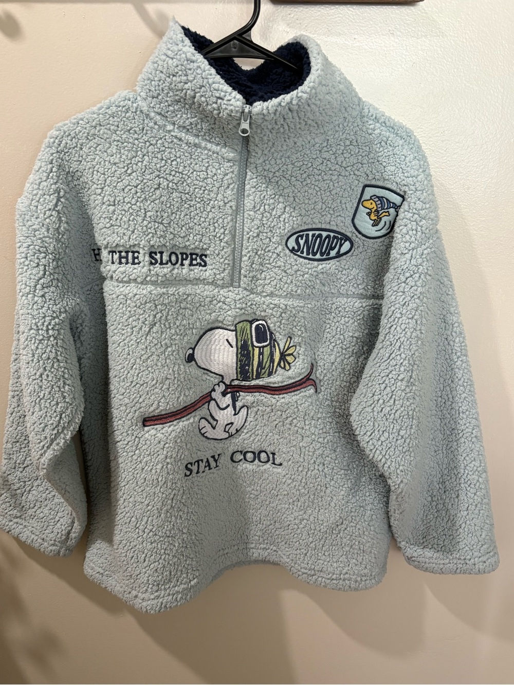 Peanuts Snoopy Ski Sherpa Fleece Pullover Size M